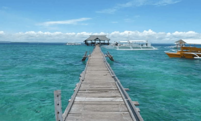 3 Islands Hopping at Gilutungan, Caohagan, Nalusuan + Lunch - Caohagan: white sand and a needed pause