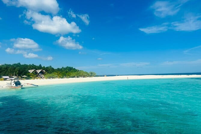 4-hour Private Van Rental in Puerto Princesa - Who will get the most from this service