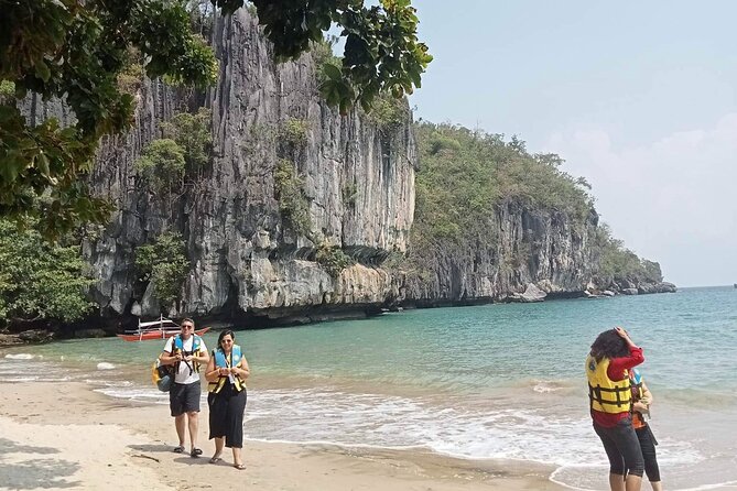6D5N Puerto Princesa and El Nido Tours with hotel - Day 5: Free time, then the road back south