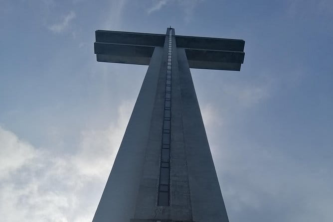 Bites and Sights: Tagaytay Food and Nature Excursion from Manila - Food expectations and dietary limits