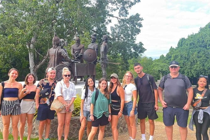 Bohol Chocolate Hills, Tarsiers & Loboc River Private Tour - Quiet time with Bohol’s small primates