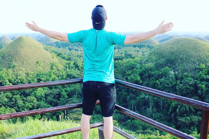 Bohol Chocolate Hills & Tarsiers with roundtrip ferry from Cebu - The early pickup and ferry from Cebu