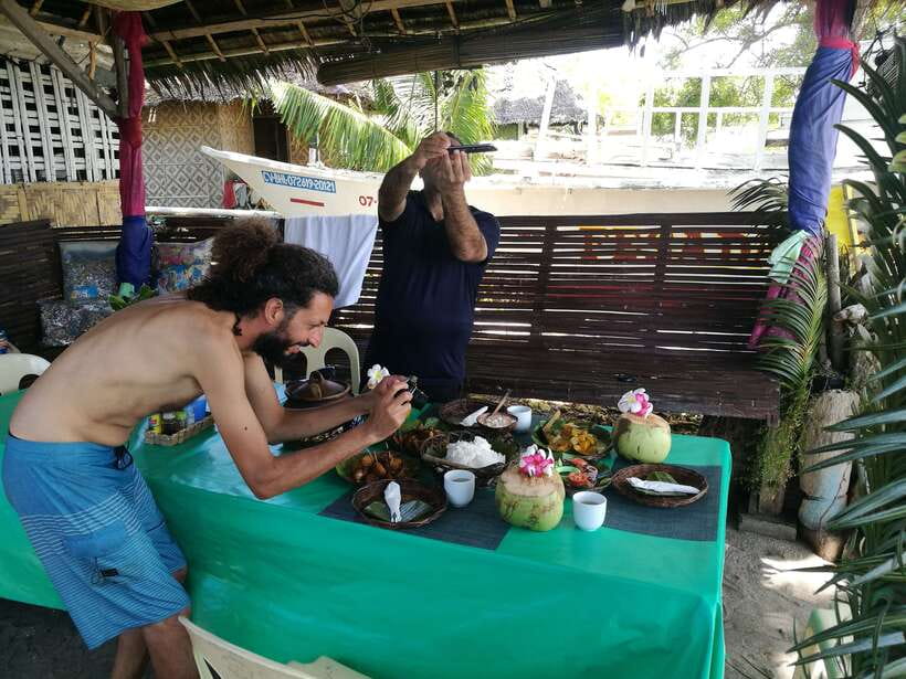 Bohol: Pamilacan Island Dolphin/Turtle Watching Tour & Lunch - What the $70 price includes