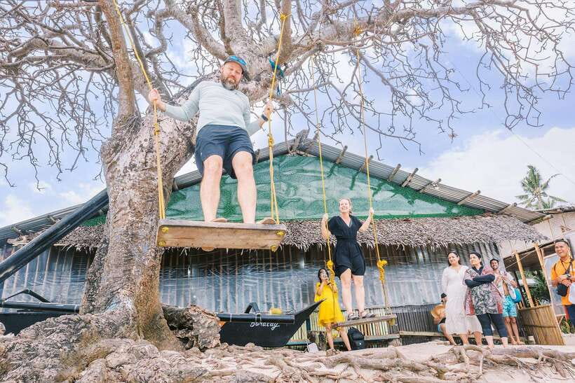 Boracay: Island Boat Tour with Crystal Cove Entry - What to pack and what to budget
