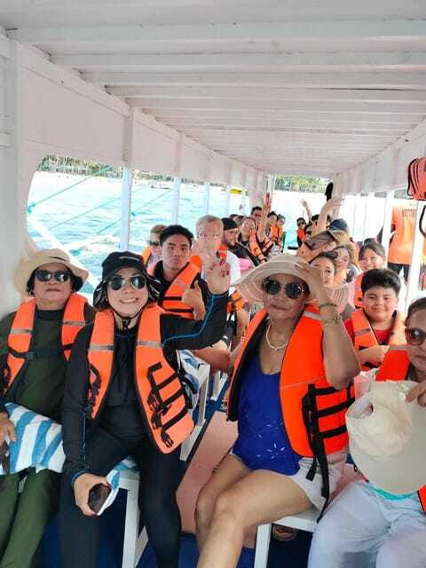 Boracay: Island Hopping with Snorkeling and Crystal Cove - Timing, comfort, and what to pack