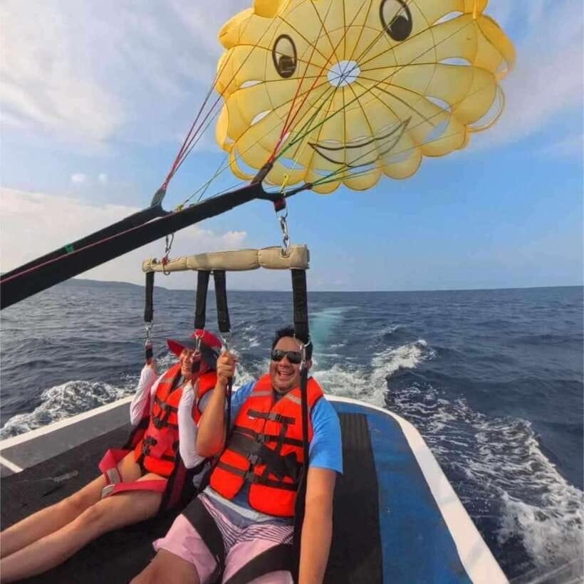 Boracay: Parasailing, Island Hopping, ATV Ride and Kawa Bath - What makes this Boracay day different