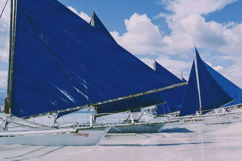 Boracay: Private Traditional Bamboo Boat Sailing Tour - The practical drawbacks to weigh
