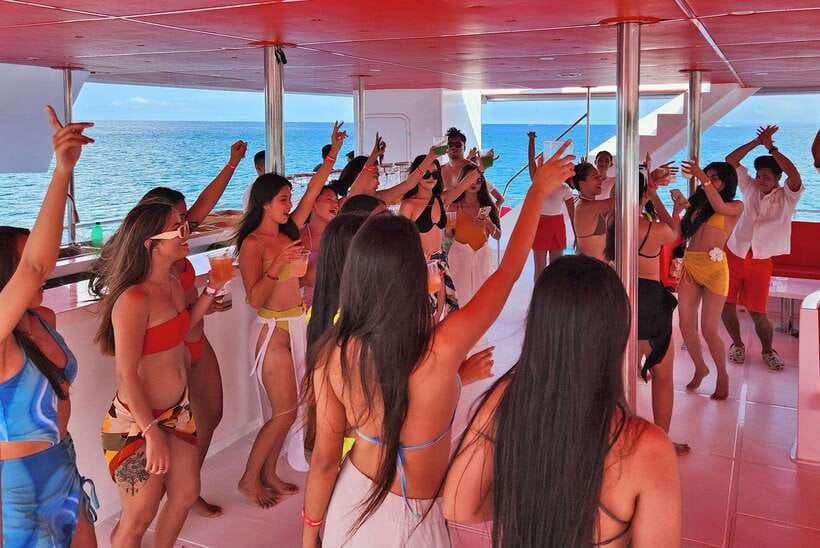 Boracay: Red Whale Party Cruise w/ Snacks & Water Activities - Should you book the Red Whale cruise?