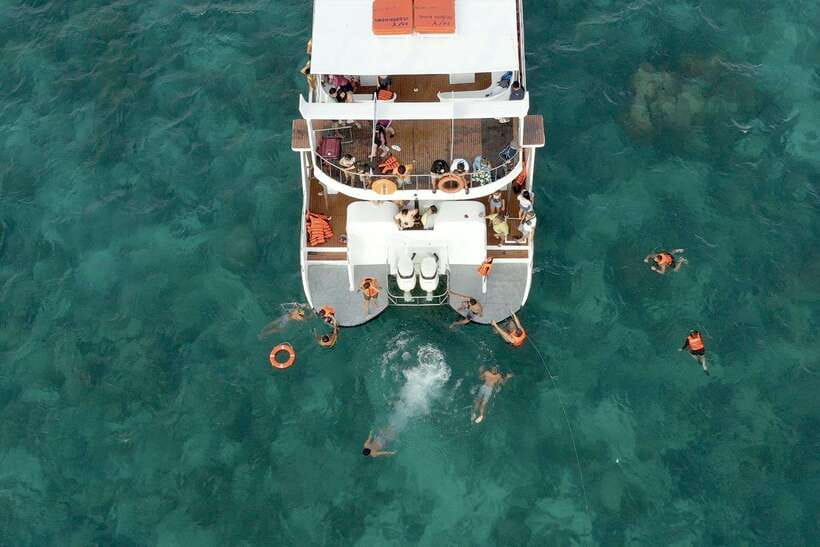 Boracay: Sunset Boat Party with Snacks - Who should book this sunset cruise?
