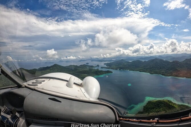 Busuanga Scenic Seaplane Flight 30 Minutes - Malawig at Busuanga’s northeastern edge