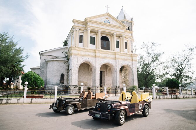 Capture the Culture: IG Jeep Bohol Tour - A quick picture at Songculan Lake