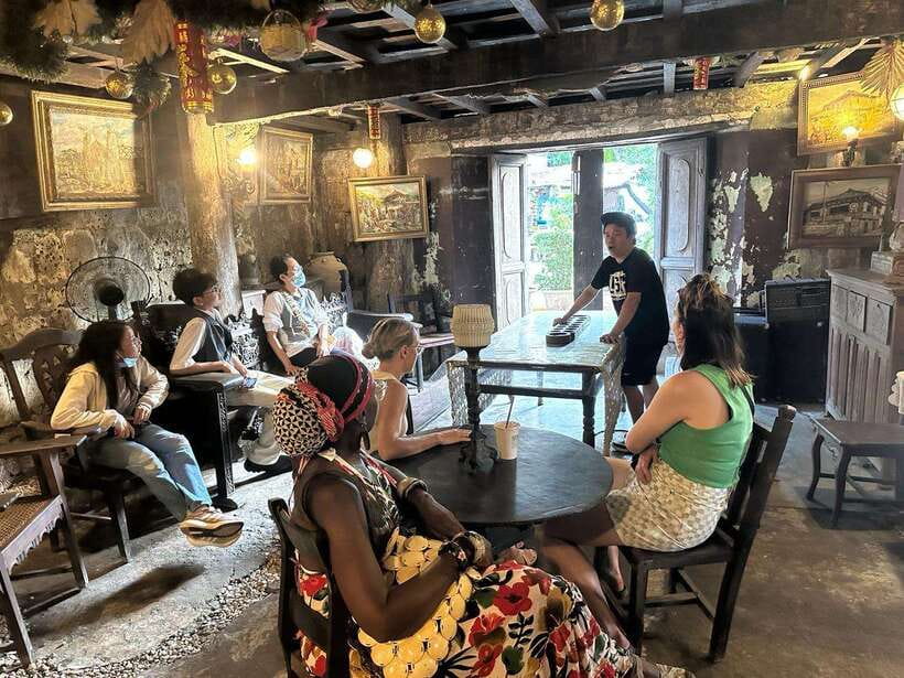Cebu City: Historical Street and Food Tour - Cebu Farmers Market and the first food lesson