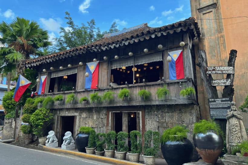 Cebu: Exploring Cebu City's rich history and Uphill Tour - Transport, pickup, and guide style
