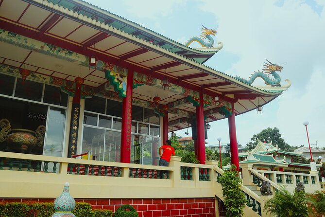 Cebu Highlands Tour (Tops,Taoist temple, Leah and sirao garden) - What the guides add to the day