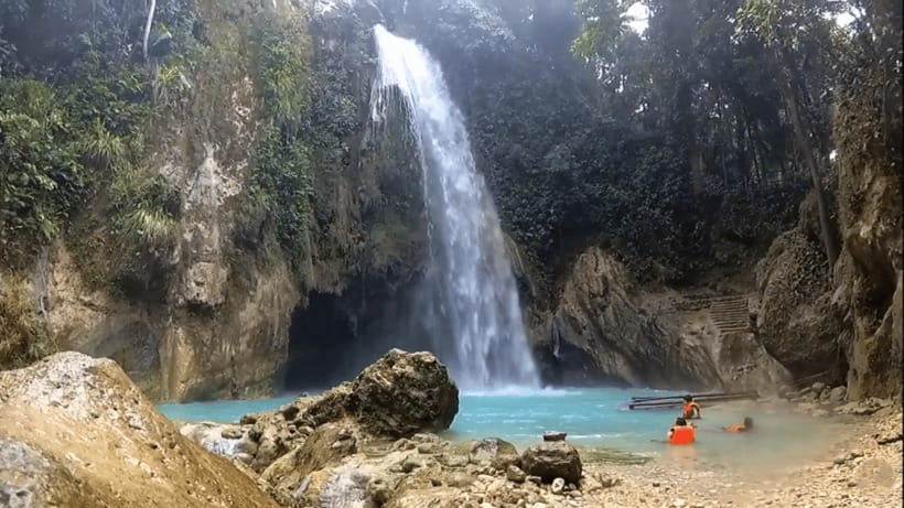 Cebu: Inambakan, Kawasan, and Mantayupan Waterfalls Tour - Private car, guide, and the long-road trade-off