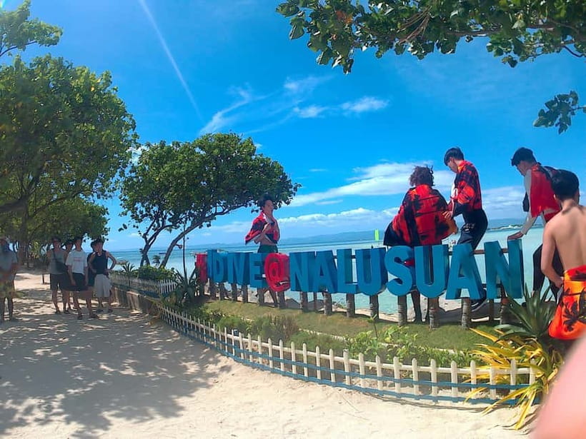 Cebu: Island Hopping 3 Islands + San Vicente Fish + Lunch - Who will get the most from this $121 tour