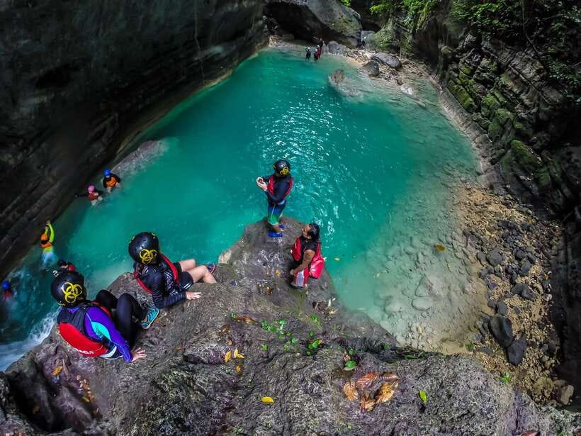 Cebu: Kawasan Falls Canyoneering & Cliff Jump Private Tour - What the Kawasan Falls day is really like