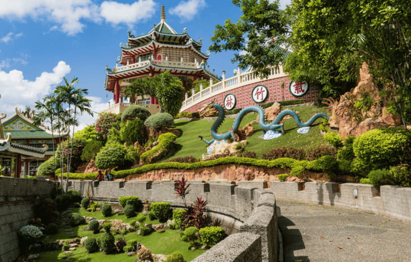 Cebu & Lapu-Lapu City Tour With Lunch at House of Lechon - Temple of Leah and the road to higher views