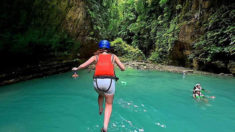 Cebu: Moalboal Sardine Run & Kawasan Falls Canyoneering - What the $105 price really covers