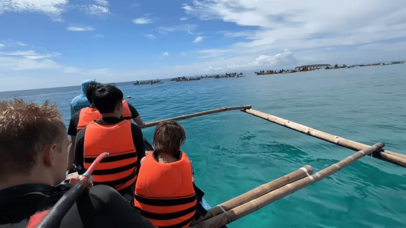 Cebu: Oslob Whale Shark and Moalboal Snorkeling Tour - Two major marine encounters in one Cebu day
