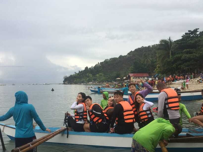 Cebu: Oslob Whale Shark Swimming - The 30-minute whale shark swim
