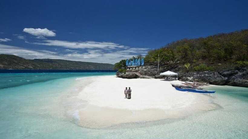 Cebu Oslob Whaleshark, Tumalog Falls&Sumilon Island(Private) - Boat ride and beach time at Sumilon Island