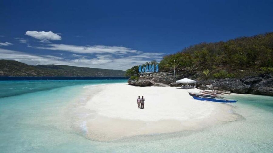 Cebu Oslob Whaleshark, Tumalog Falls&Sumilon Island(Private) - Meeting the whale sharks in Oslob