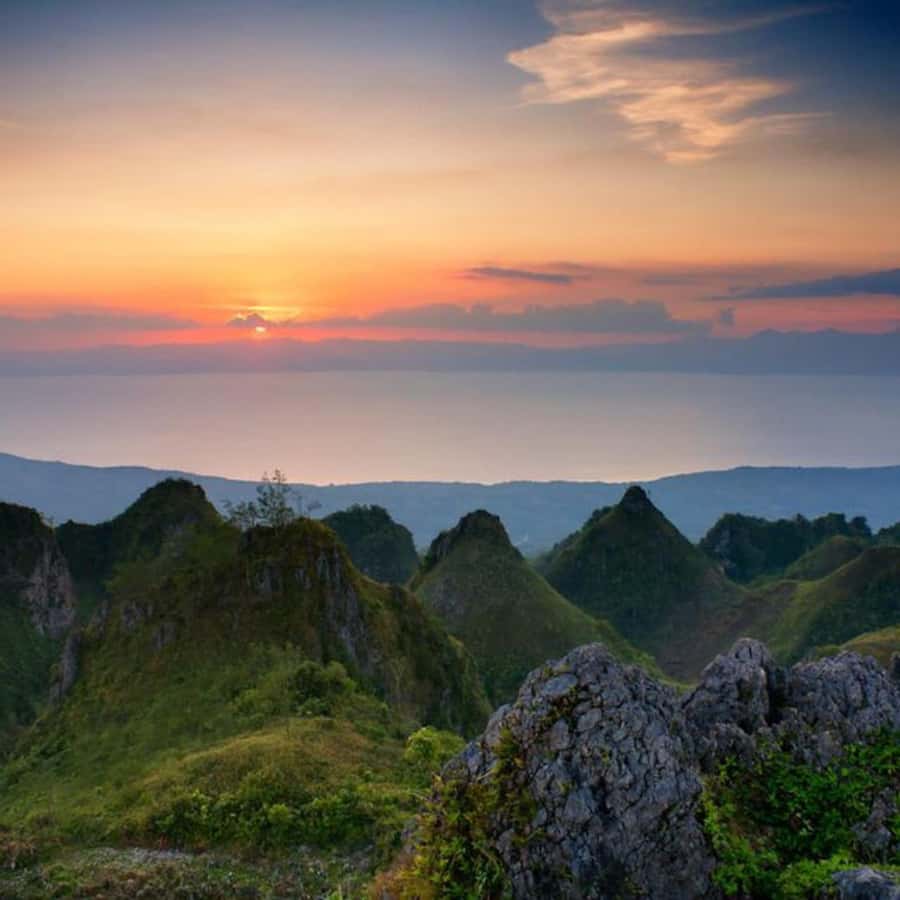 Cebu: Osmeña Peak and Kawasan Canyoneering Day Tour - Walking up Osmeña Peak