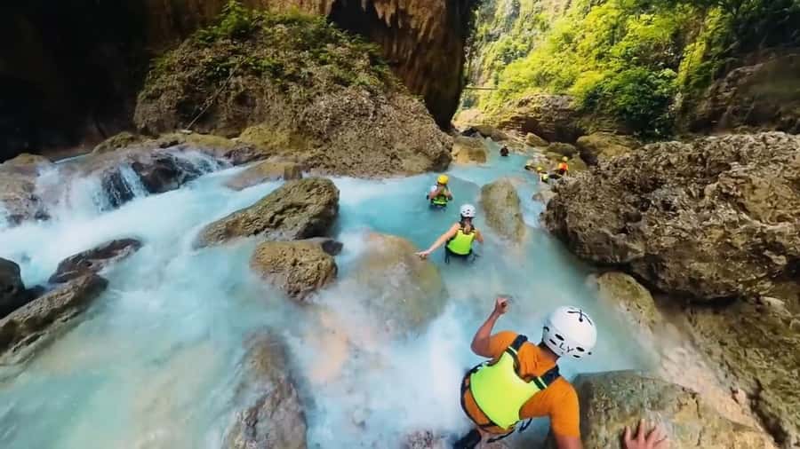 Cebu: Osmeña Peak and Kawasan Canyoneering Day Tour - From the mountain to Badian