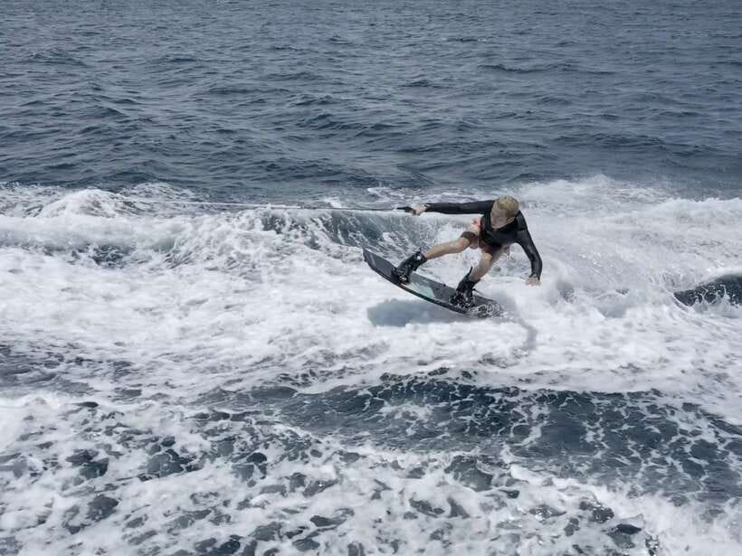 Cebu: Snorkeling + 3 Water Activity Tour - Jet skis and wakeboarding for the high-energy slot
