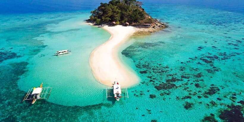 Coron Island Escapade: A Tropical Feast & Adventure - Food, equipment, and comfort on the islands
