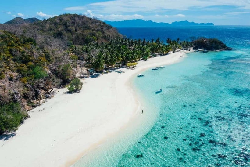 Coron: Island Escapade Tour with Lunch - Coco Beach: lunch beside the water