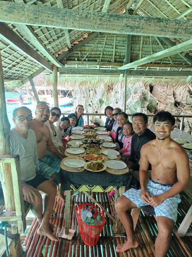 CORON:ISLAND TOUR A Lakes and Snorkeling with Corals - Twin Peaks Coral Garden adds another hour underwater