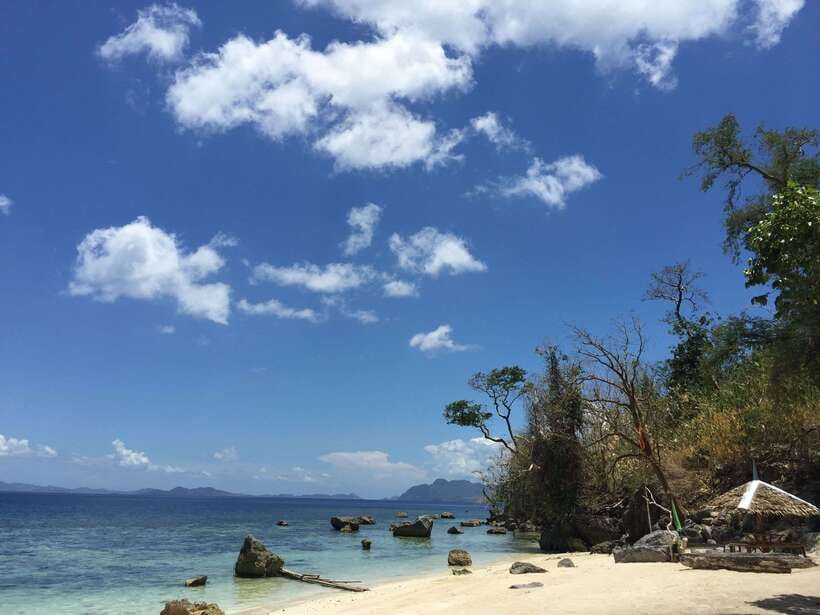 Coron: Private Tour with Kayangan Lake and Twin Lagoon - One full day through Coron’s island scenery