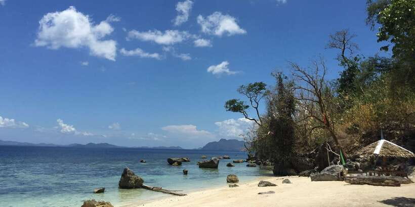 Coron: Private Tour with Kayangan Lake and Twin Lagoon - Guide quality can make or break the day