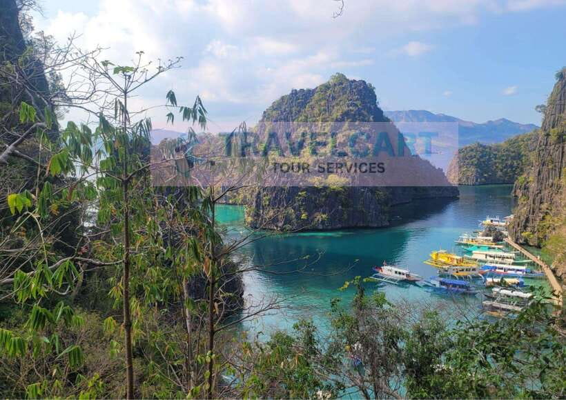 Coron's Ultimate Tour with lunch & water - Kayangan Lake and the climb to the viewpoint