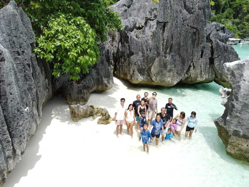 CORON TOUR - PRIVATE BOAT RENTAL with LUNCH (7 Destinations) - CYC Beach and the final easy swim