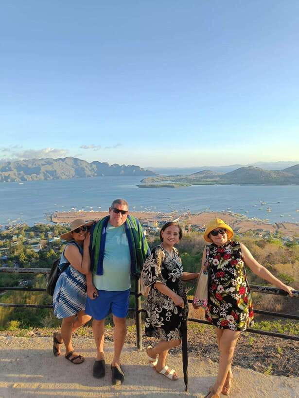 Coron Town Tour: Maquinit Hotspring & Mt. Tapyas Trekking - Lualhati Park by the water