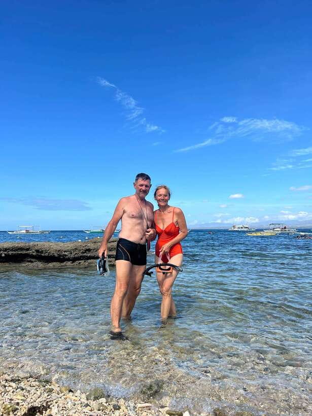Dumaguete Apo Island Snorkel with turtle Tour - Snorkeling at the Coral Garden and Turtle Spot