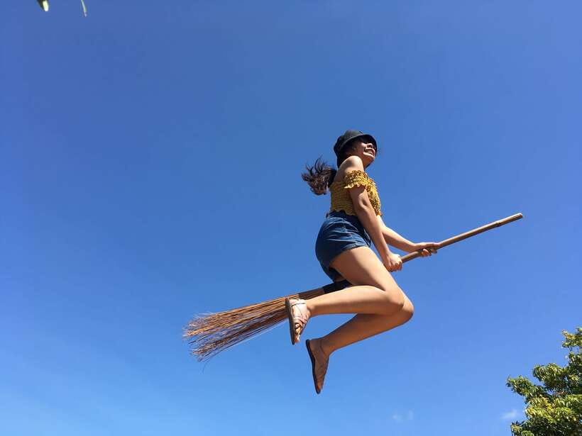 Dumaguete: Siquijor Island & Cambugahay Falls Private Tour - The old Balete Tree and Siquijor’s local stories