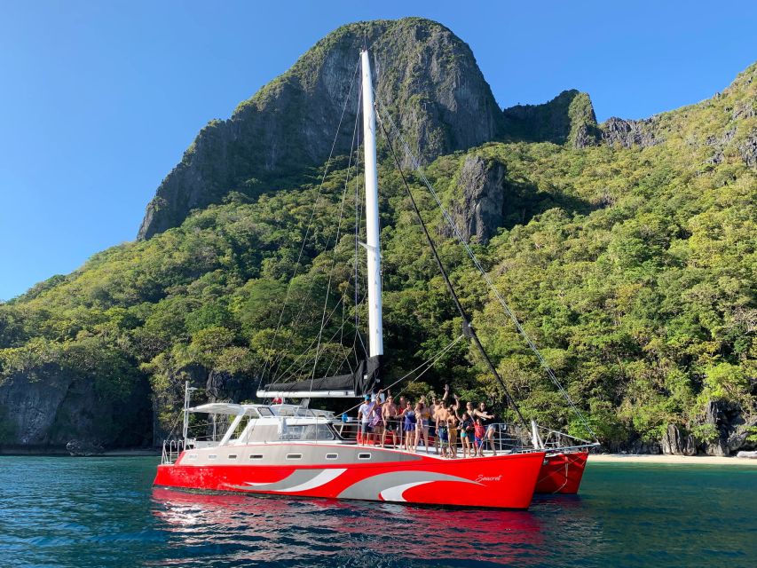 El Nido: Full-Day Premium Island Hopping Catamaran Cruise - Tuesday, Thursday, and Saturday: Cadlao Lagoon to Small Lagoon