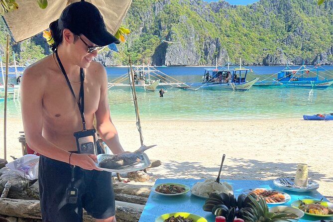 El Nido Full Day Tour C with Buffet Lunch - Hidden Beach and the limestone setting