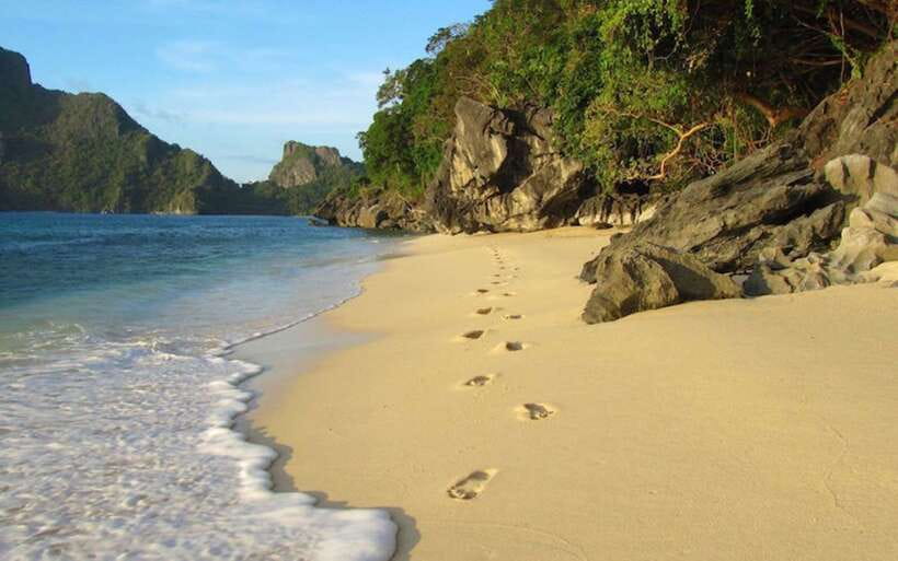 El Nido: Hidden Beaches and Lagoons Boat Hopping Tour D - Tour D at a glance