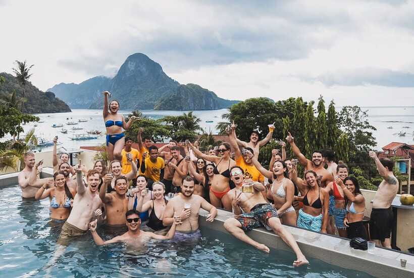 El Nido: Island Hopping Adventure by Haqqy Life - The guides create the social atmosphere