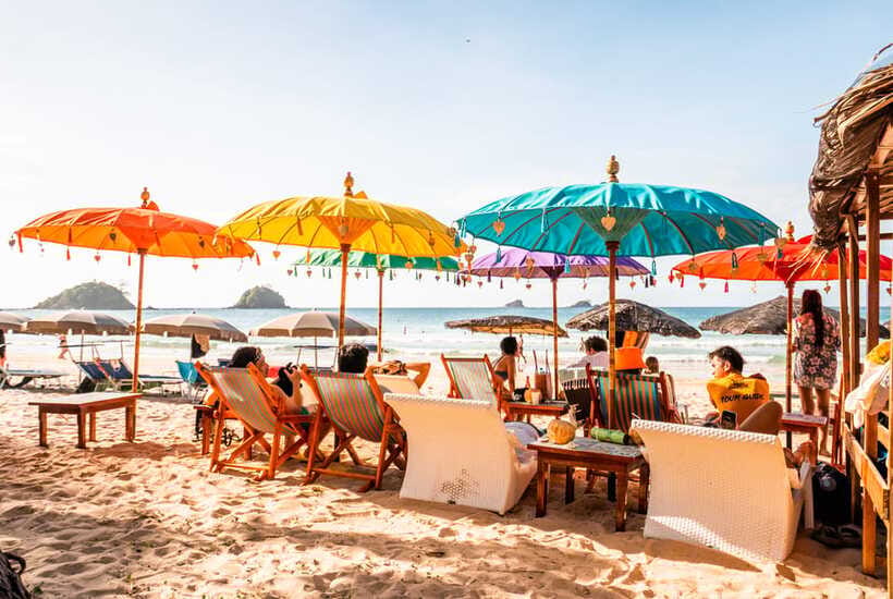 El Nido: Jeepney Adventure Tour with Lunch - Nacpan Beach brings the golden-hour finish
