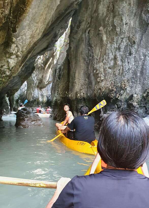 El Nido: Private/Exclusive Island Hopping Tour A BEST PRICE! - Price, extras, and the real value