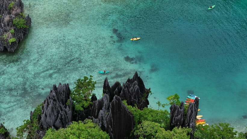 El Nido: Private Tour B with Snake Island and Caves - Boat conditions, safety, and the private option