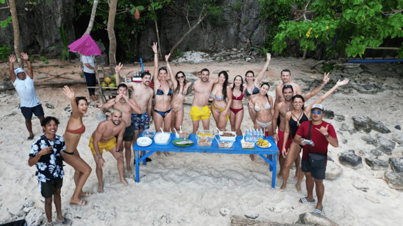 El Nido: Secret Lagoon Island Hopping with Lunch - Four El Nido stops in six hours