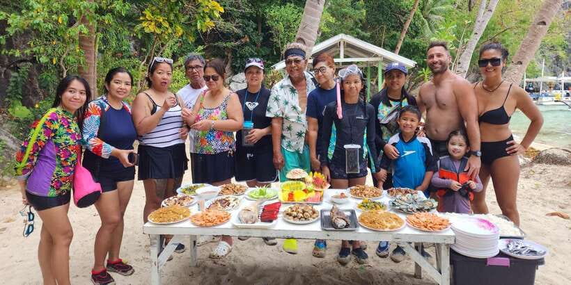 El Nido Tour A - Seven Commando Beach and the easygoing finish