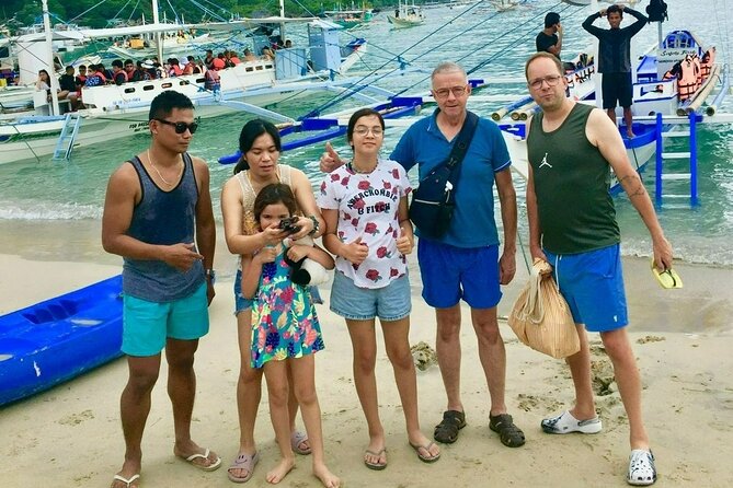 El Nido Tour D Full Day w/ Beach Lunch - Pasandigan Cove and a quieter change of pace